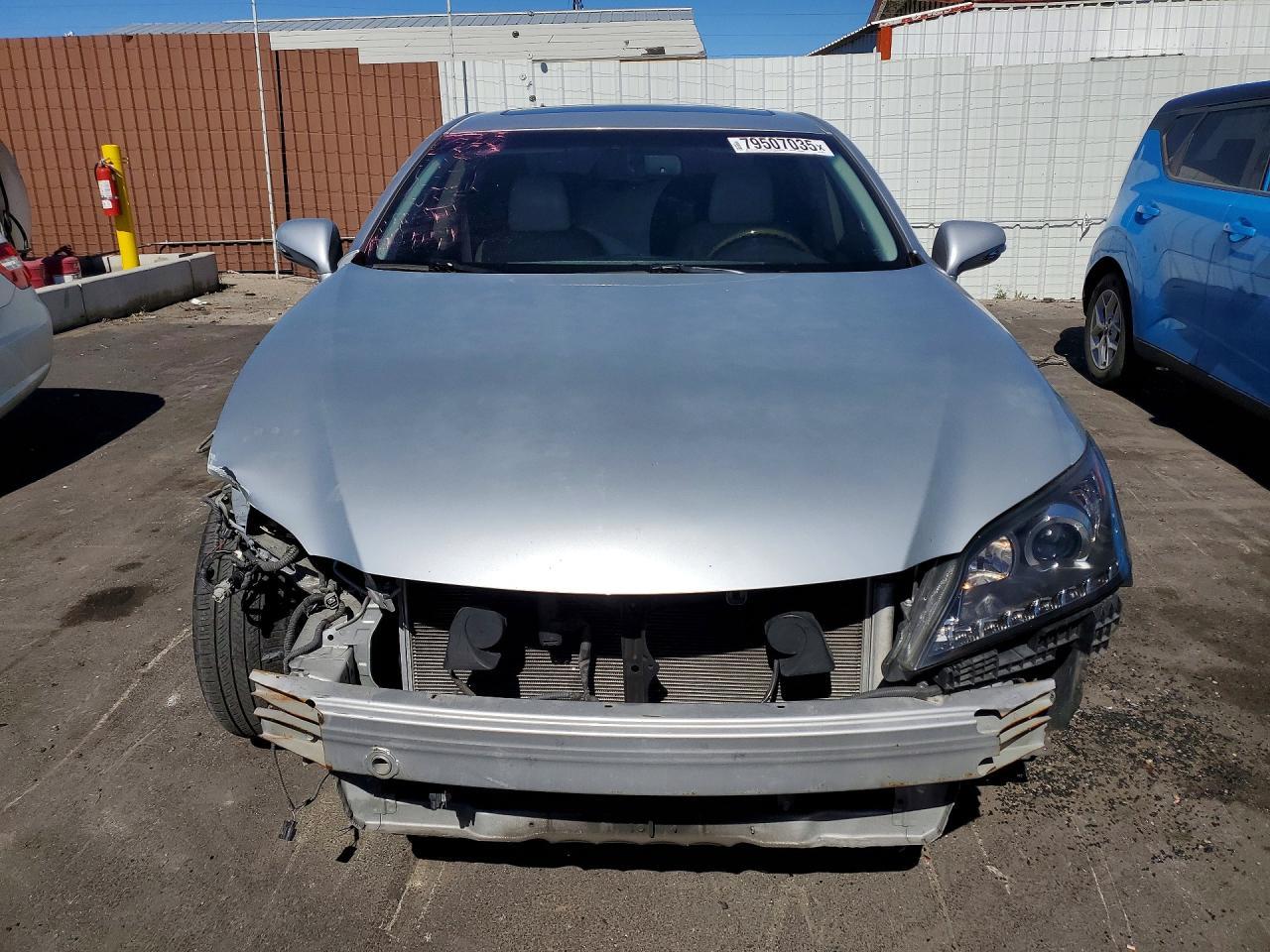 2010 Lexus Es 350 - Фото 5