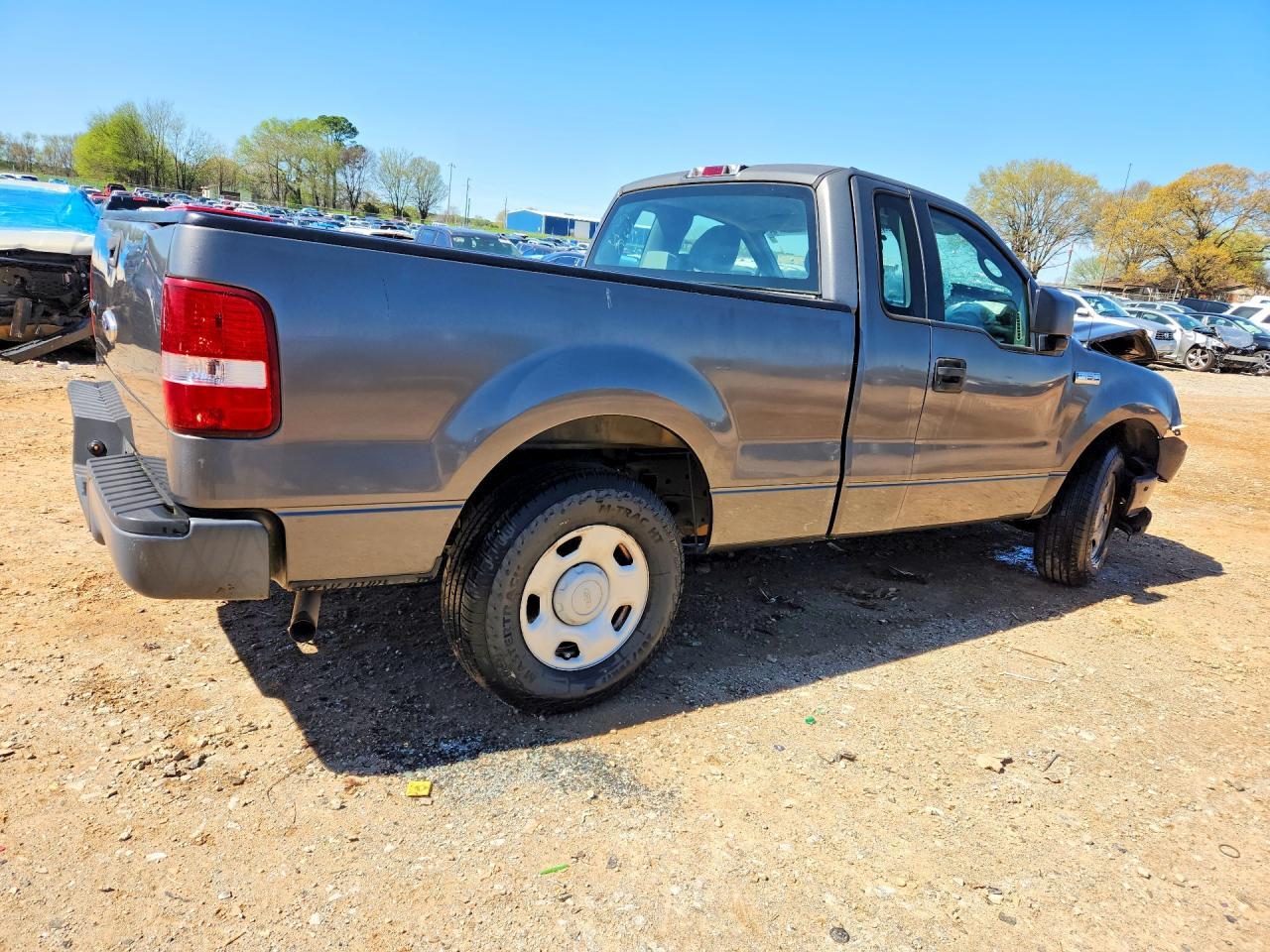 2006 Ford F150 - Image 3