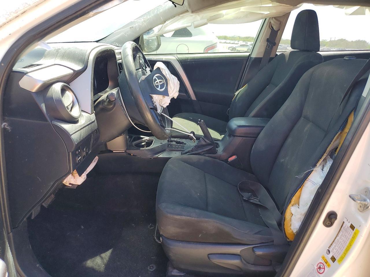 2018 Toyota Rav4 Le - Image 7