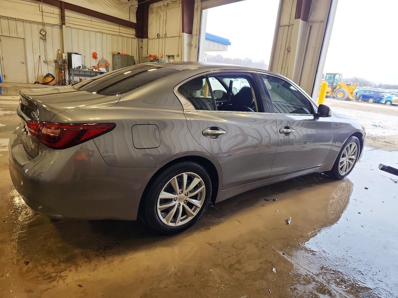 2018 Infiniti Q50 2.0T Pure - Фото 3