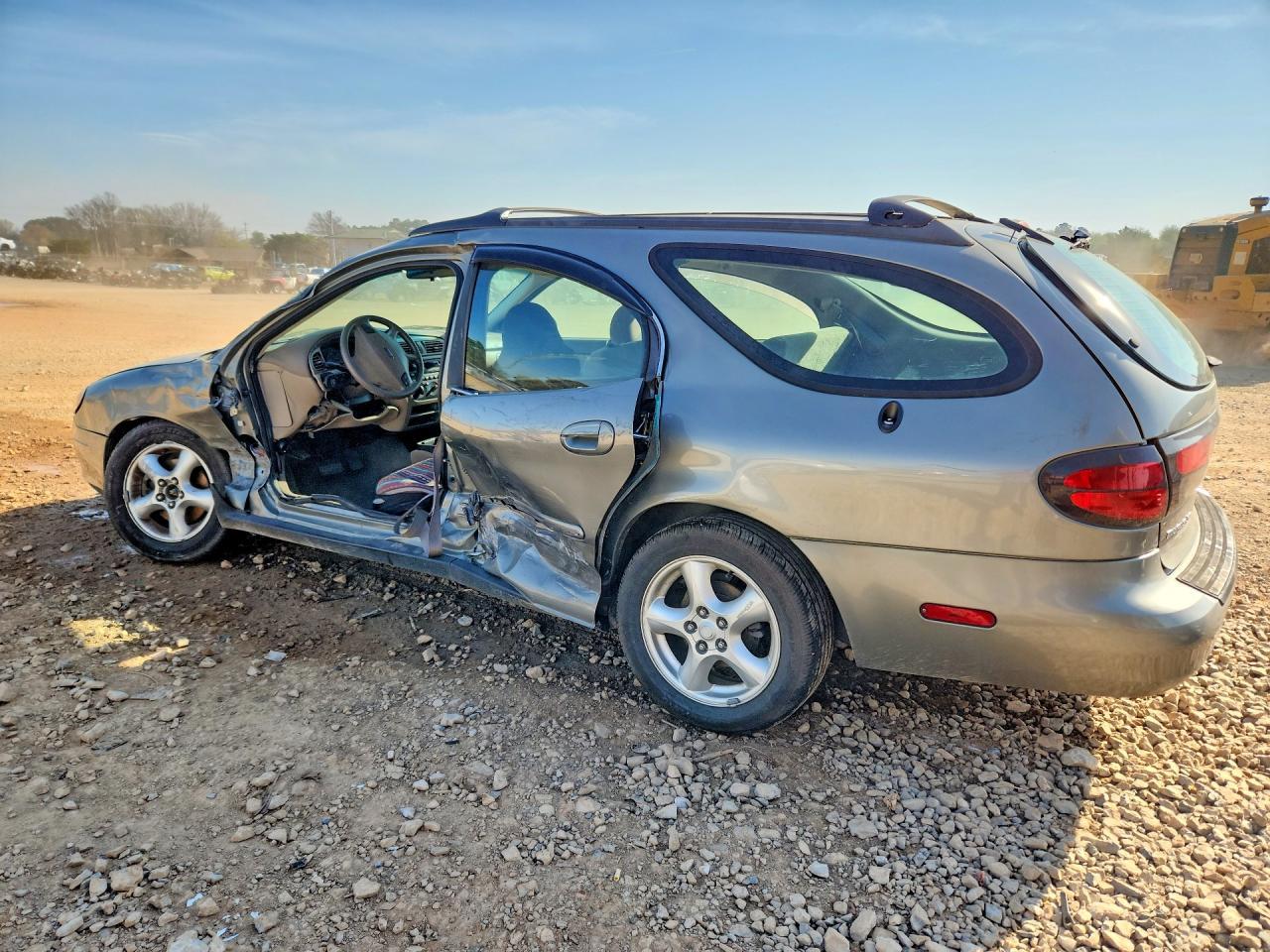 2003 Ford Taurus Se - Фото 2