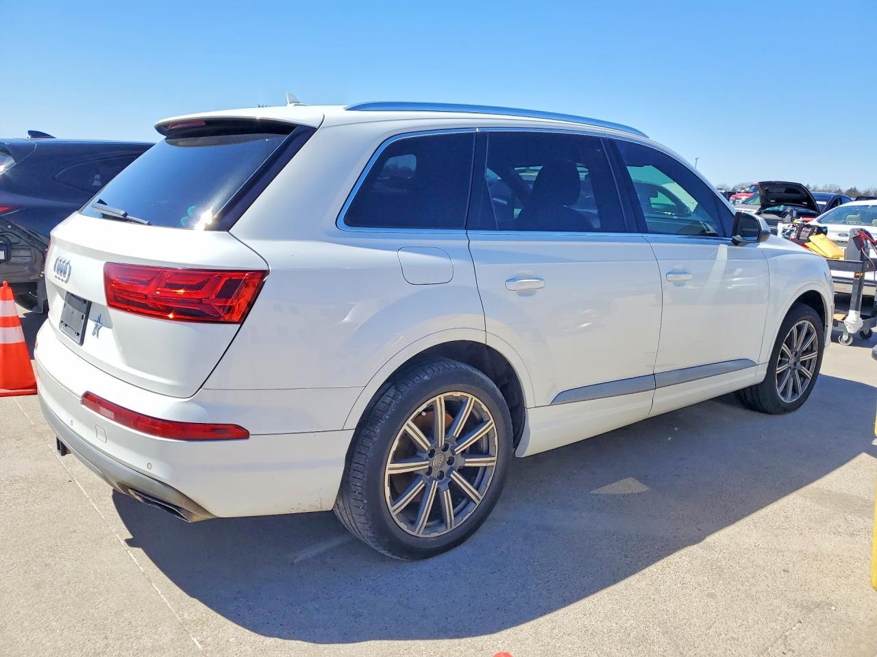 2018 Audi Q7 Premium Plus - Фото 3