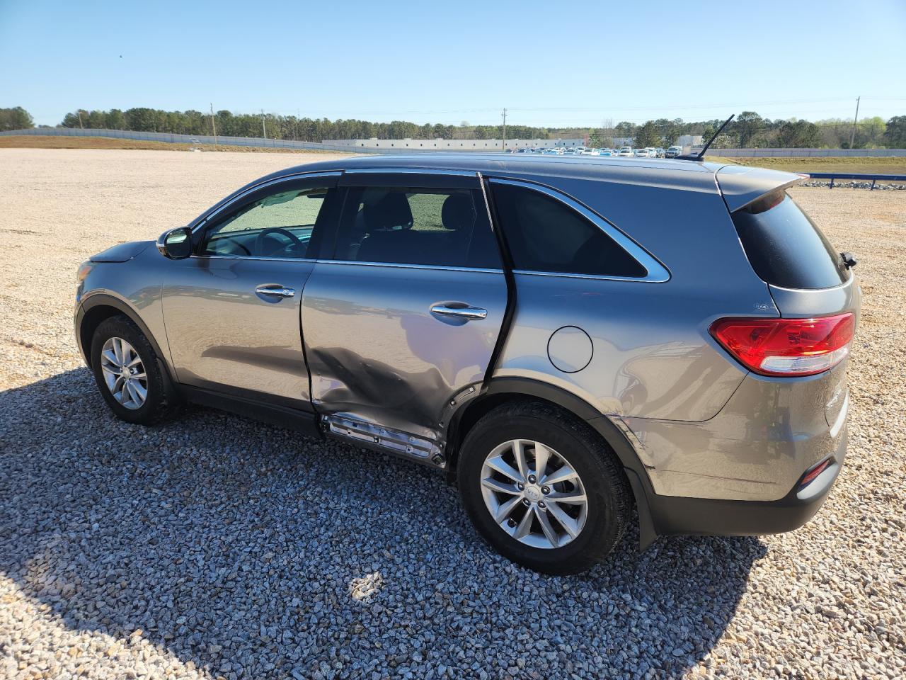 2016 Kia Sorento L - Фото 2