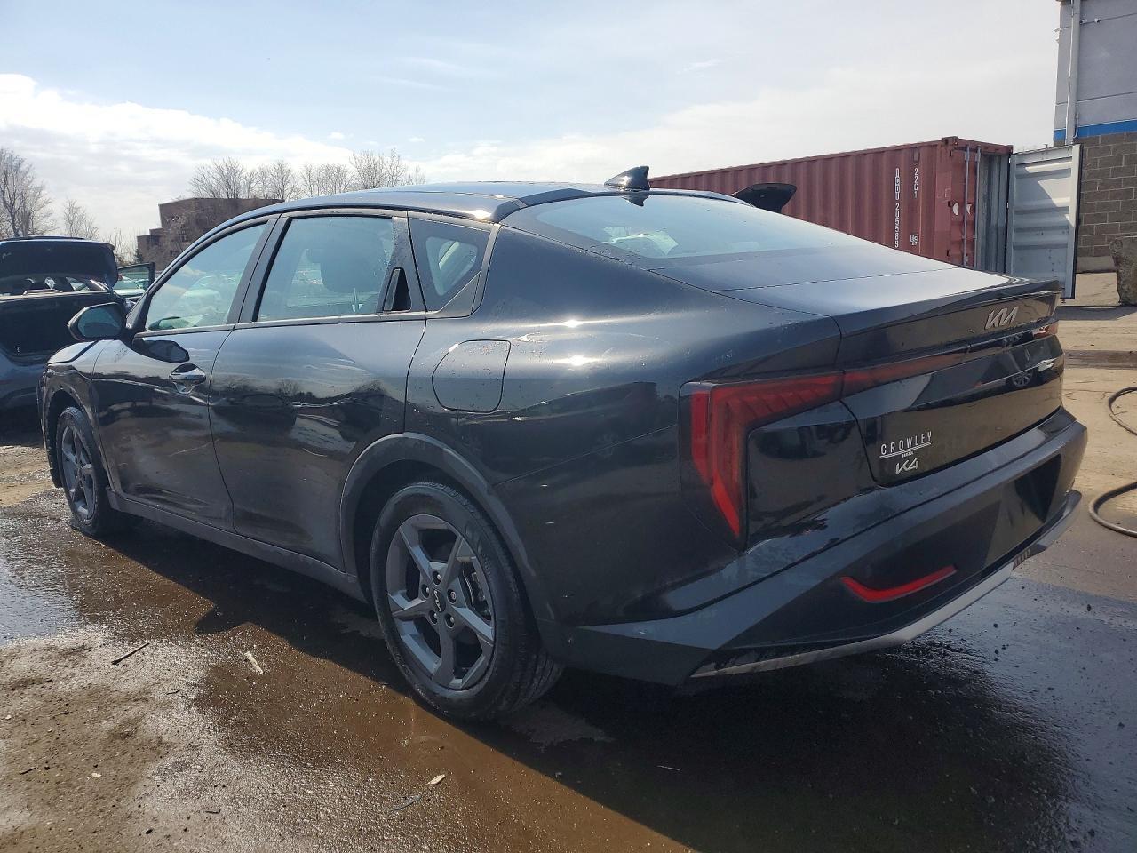 2025 Kia K4 Lxs - Image 2