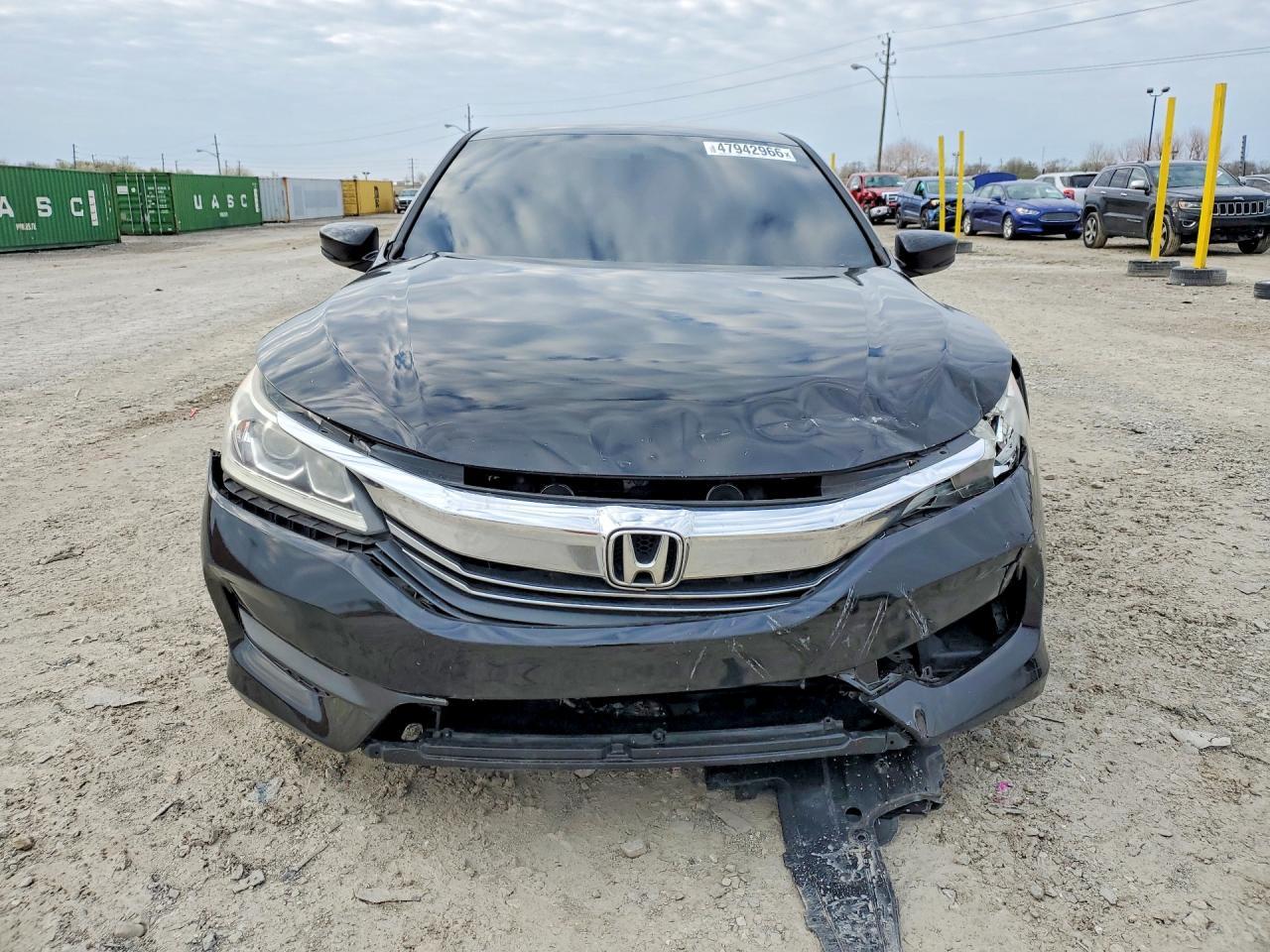 2017 Honda Accord Lx - Фото 5