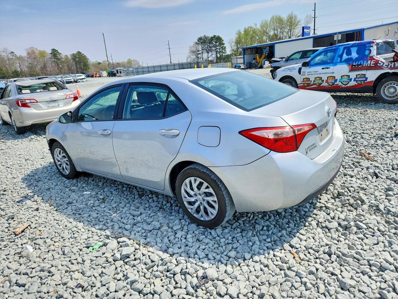 2017 Toyota Corolla Le - Image 2