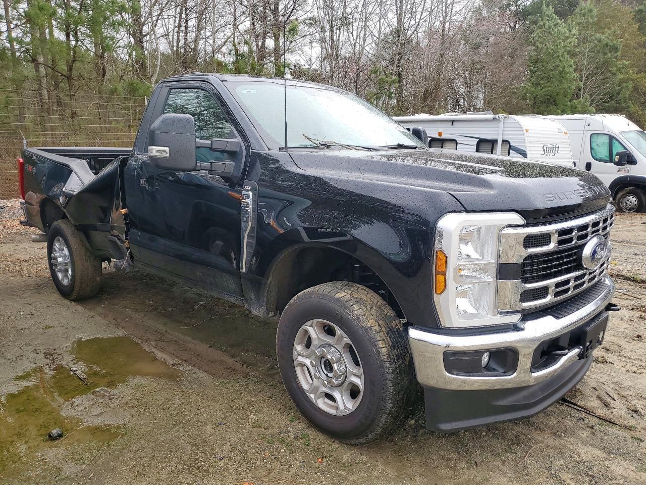 2025 Ford F350 Super Duty - Фото 4