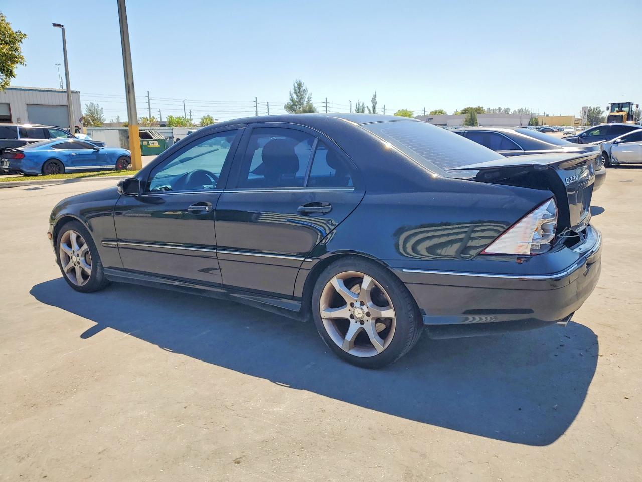 2007 Mercedes-Benz C230 - Image 2