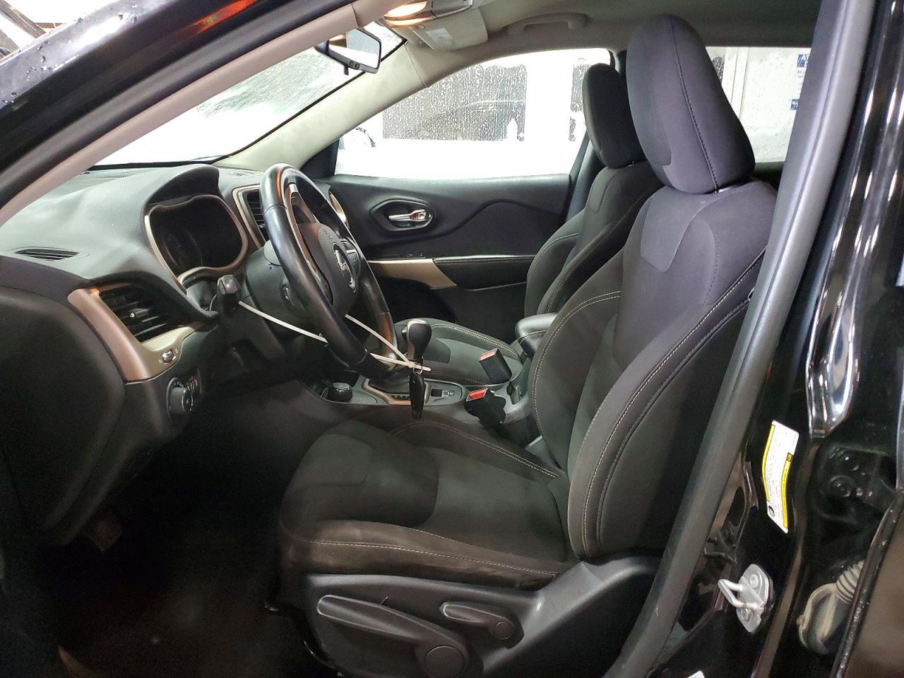 2017 Jeep Cherokee Latitude - Image 7