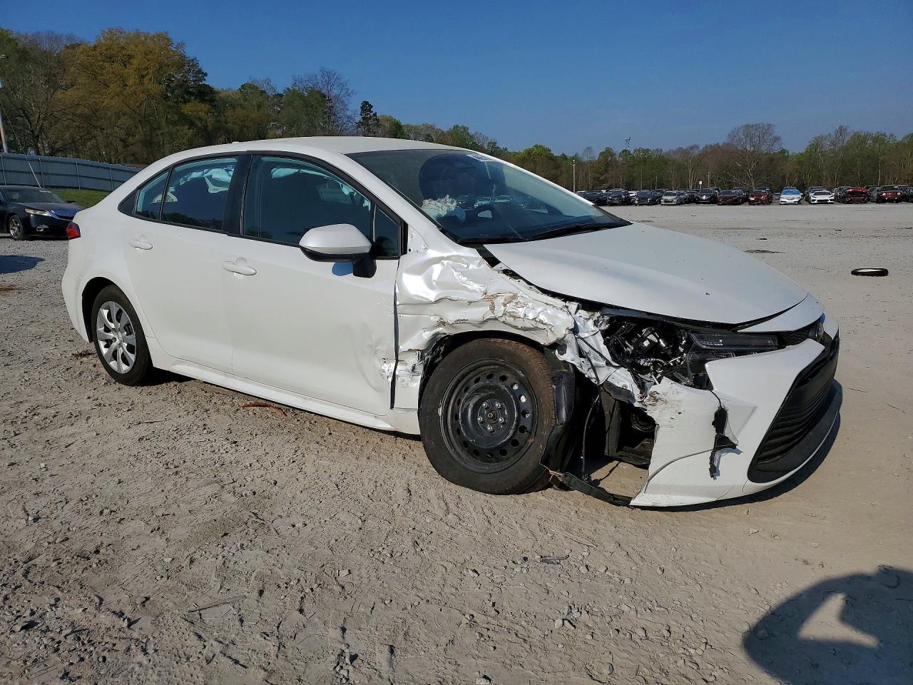 2025 Toyota Corolla Le - Фото 4