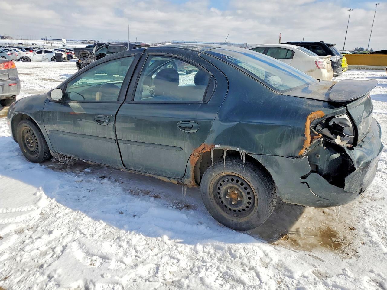 2001 Plymouth Neon Base - Фото 2