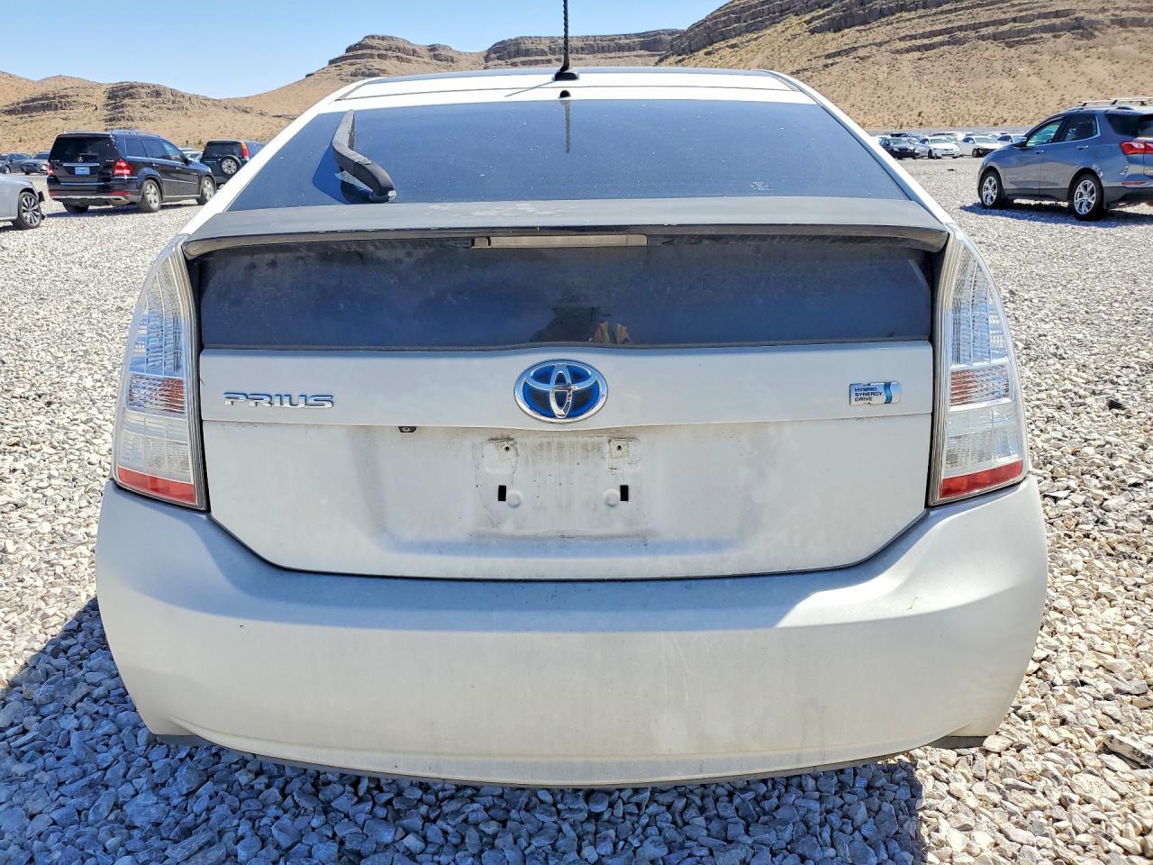 2010 Toyota Prius Iv - Image 6