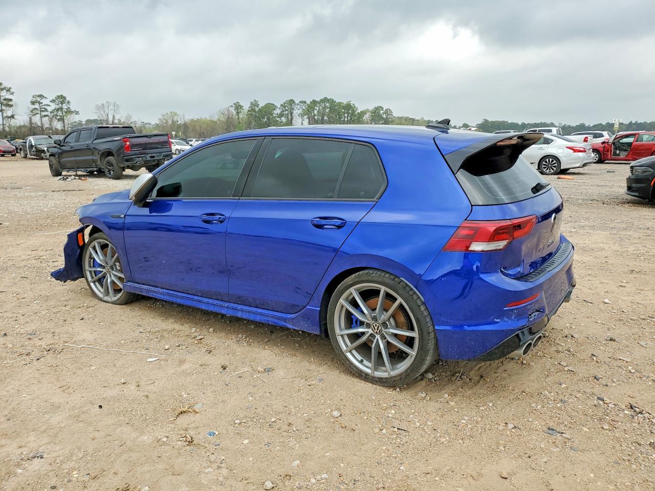 2024 Volkswagen Golf R - Фото 2
