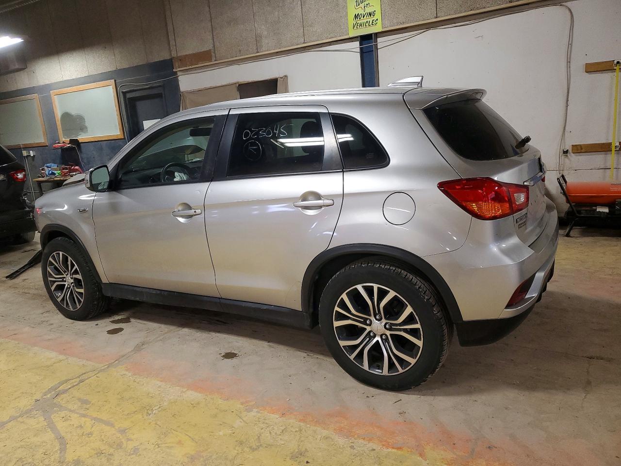 2018 Mitsubishi Outlander Sport - Фото 2
