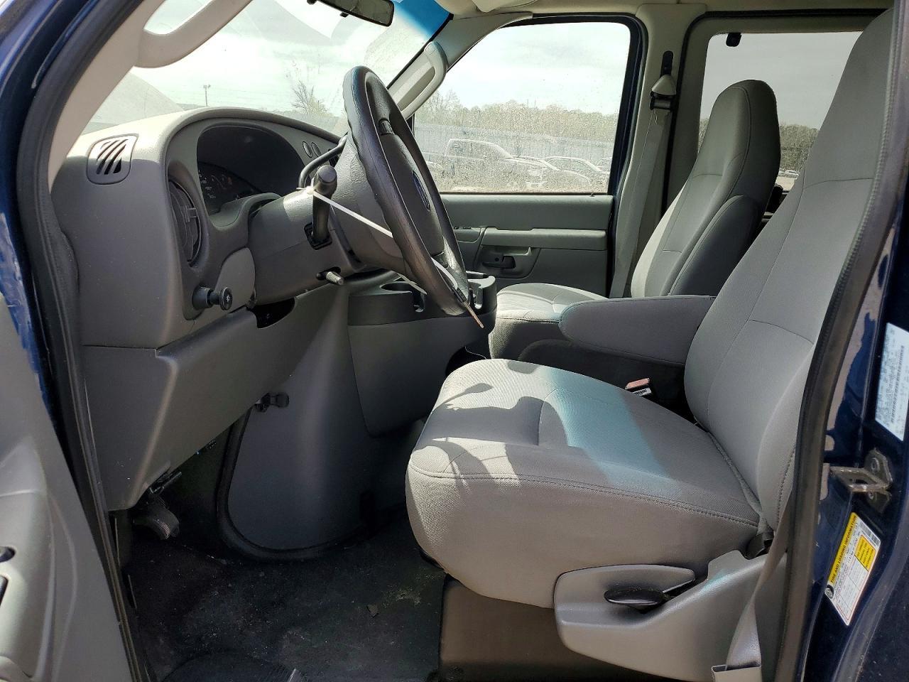 2007 Ford Econoline E350 Super Duty Wagon - Фото 7