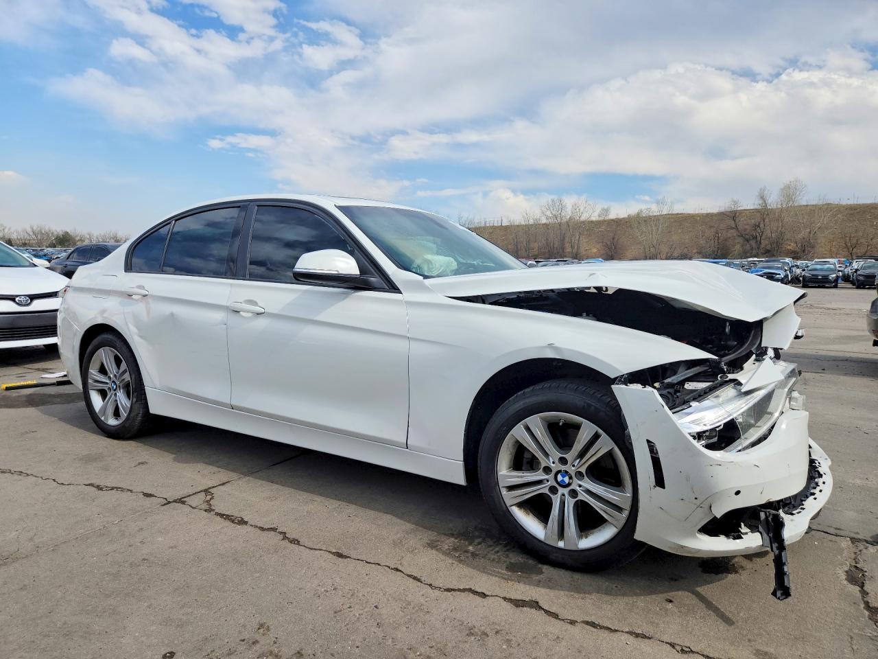 2016 BMW 328 Xi Sulev - Image 4