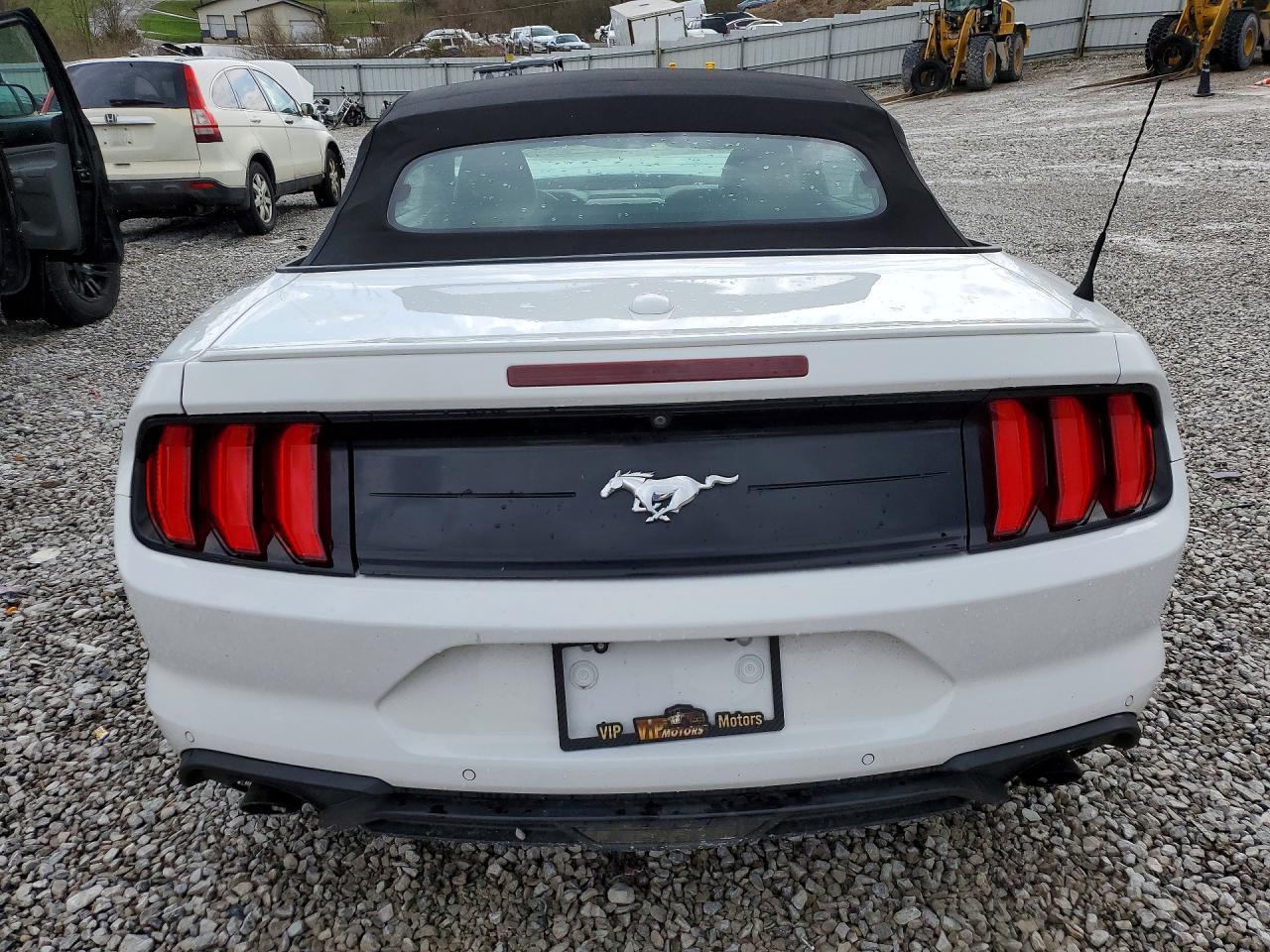 2018 Ford Mustang - Фото 6