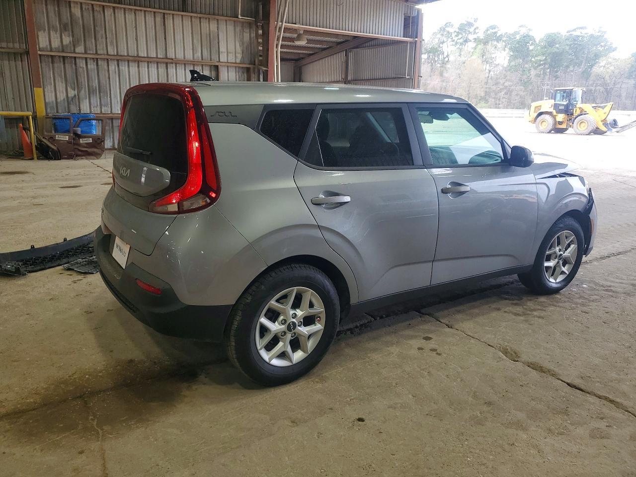 2022 Kia Soul Lx - Фото 3