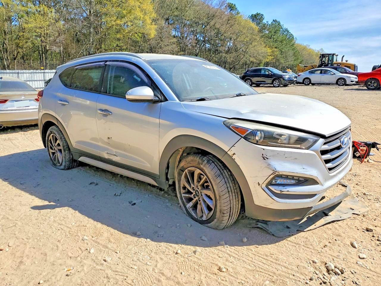 2017 Hyundai Tucson Se - Image 4