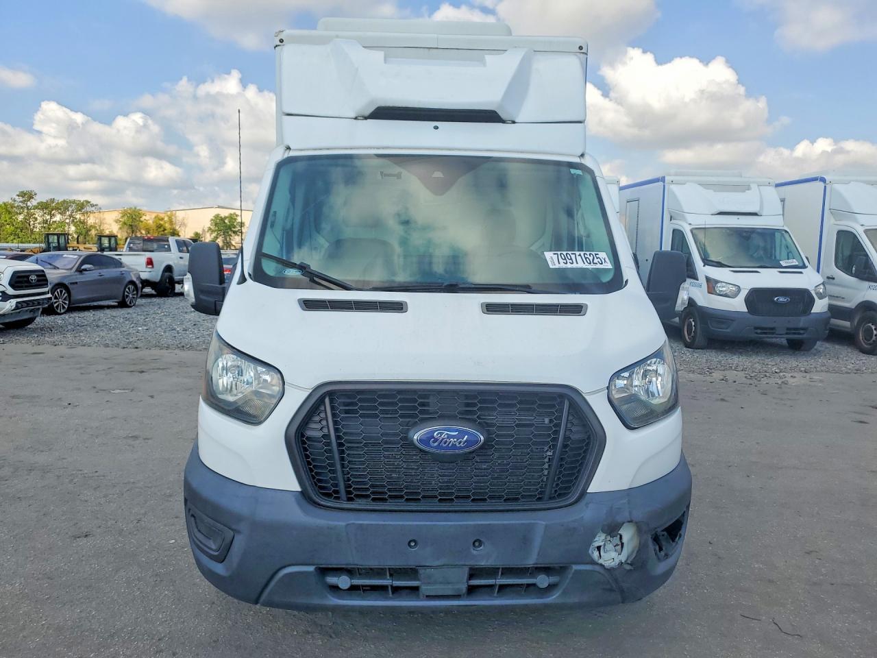 2020 Ford Transit Delivery Truck - Фото 5