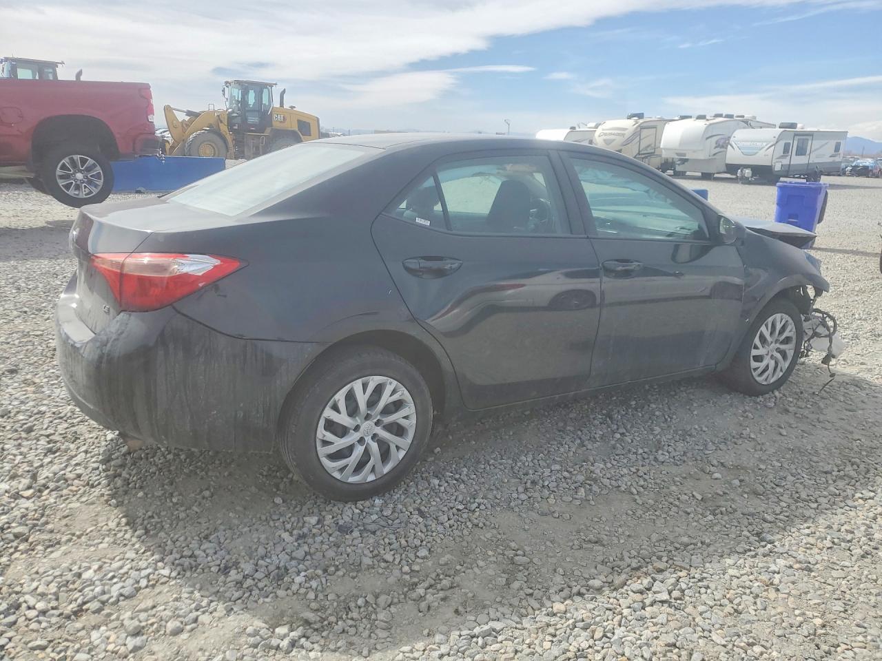 2017 Toyota Corolla Le - Фото 3