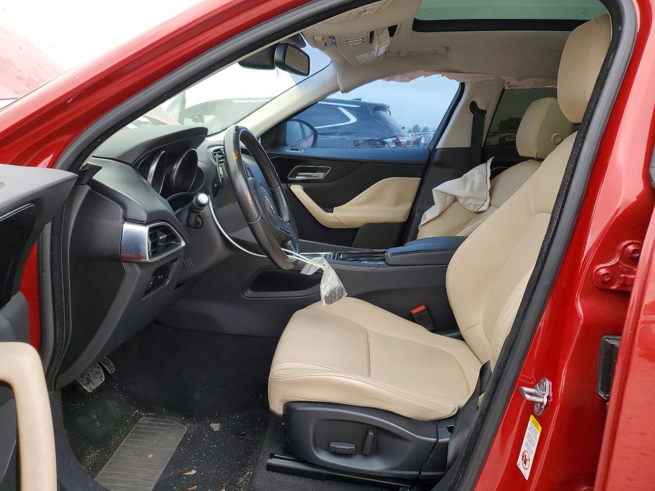 2018 Jaguar F-Pace Premium - Image 7