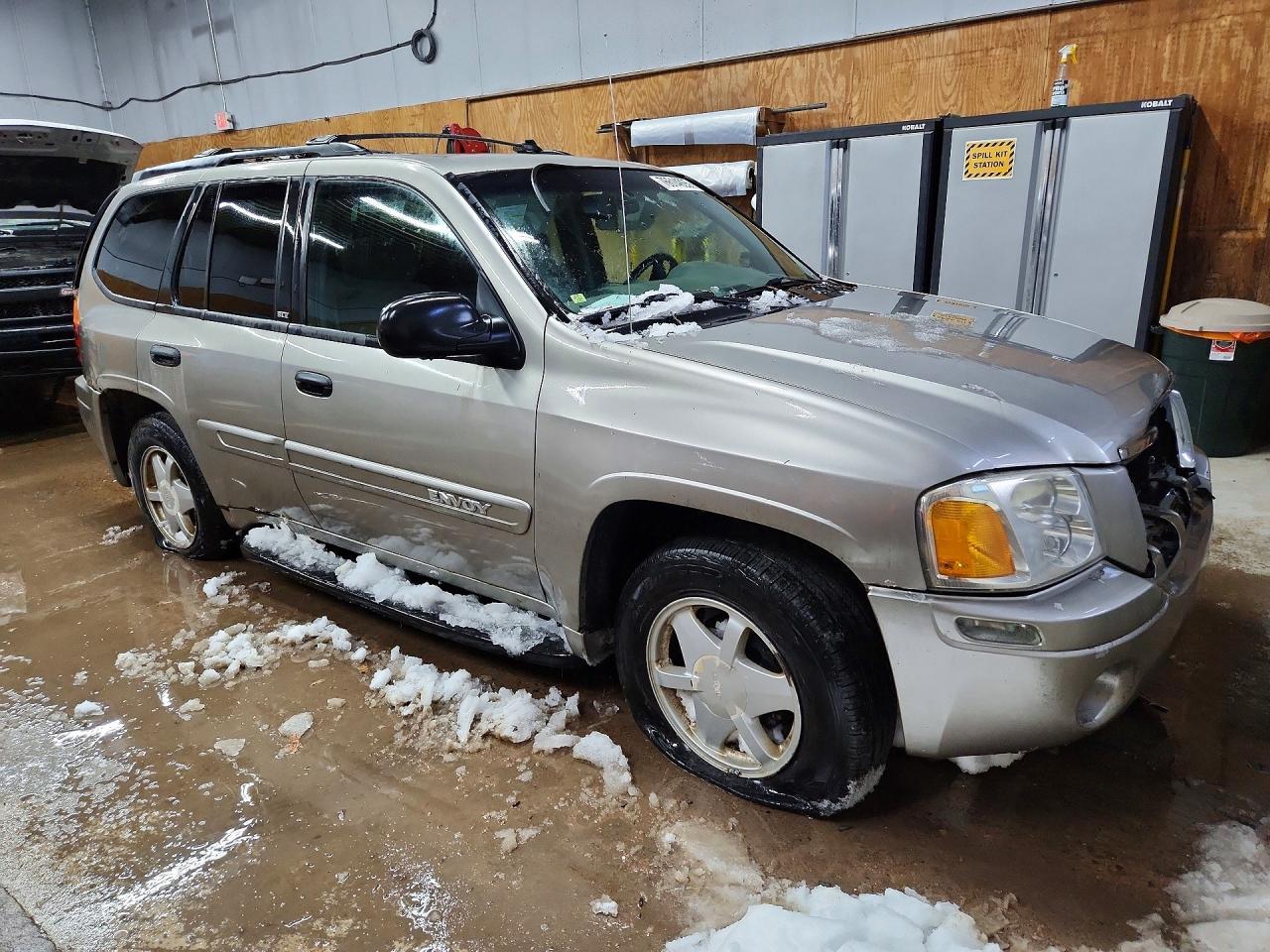 2002 GMC Envoy - Фото 4