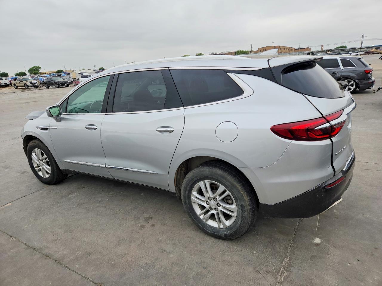 2020 Buick Enclave Essence - Image 2