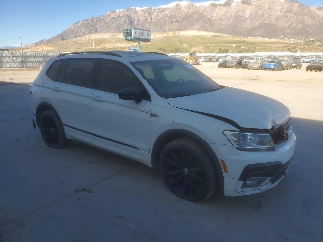 2020 Volkswagen Tiguan Se - Фото 4