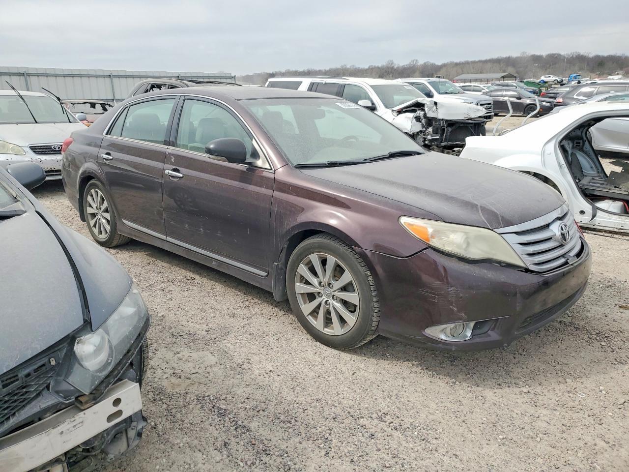 2011 Toyota Avalon - Фото 4