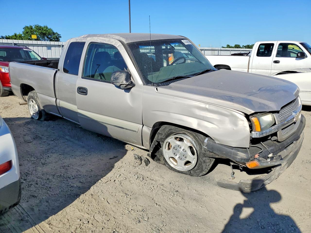 2004 Chevrolet Silverado C1500 - Фото 4