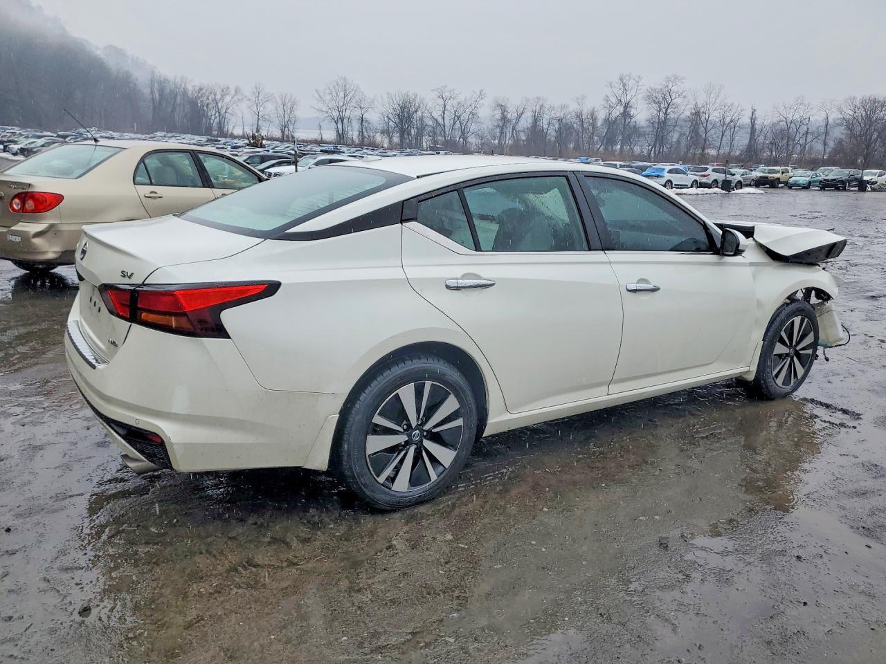 2021 Nissan Altima 2.5 Sv - Image 3