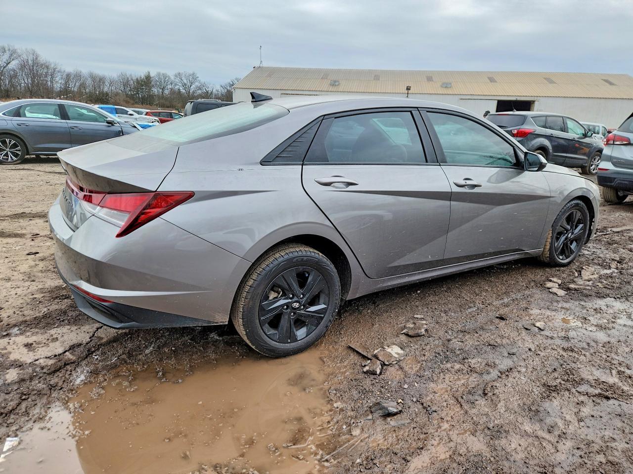 2023 Hyundai Elantra Sel - Image 3
