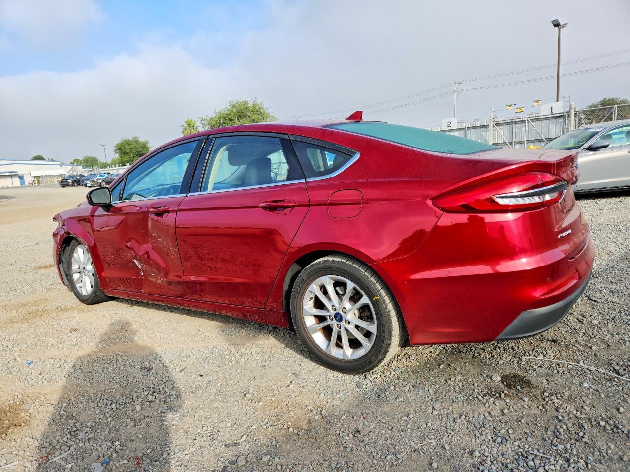 2019 Ford Fusion Se - Image 2