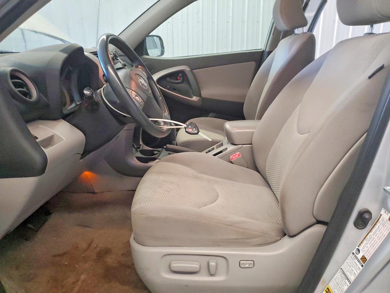 2007 Toyota Rav4 Limited - Image 7