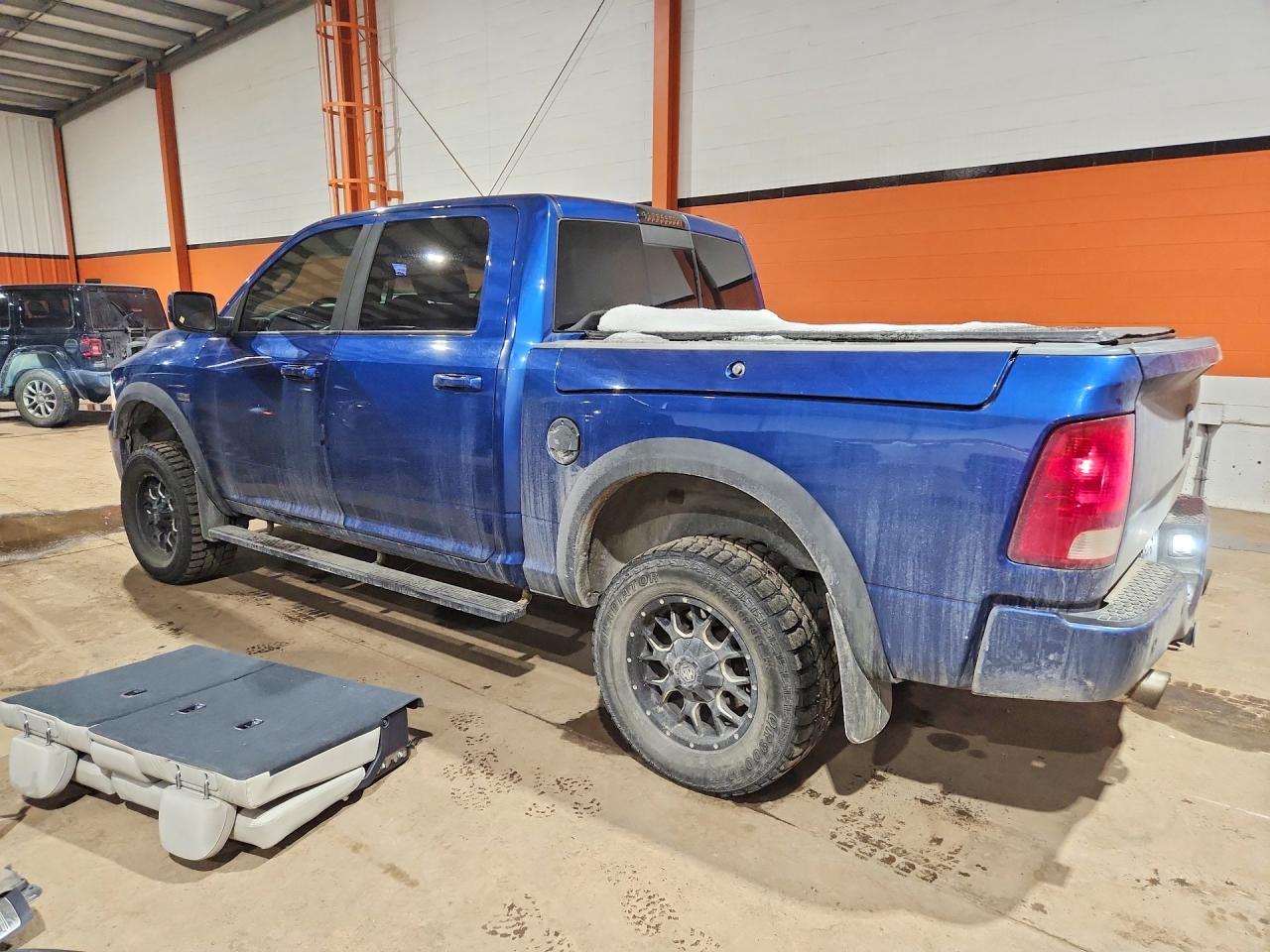 2011 Dodge Ram 1500 - Фото 2