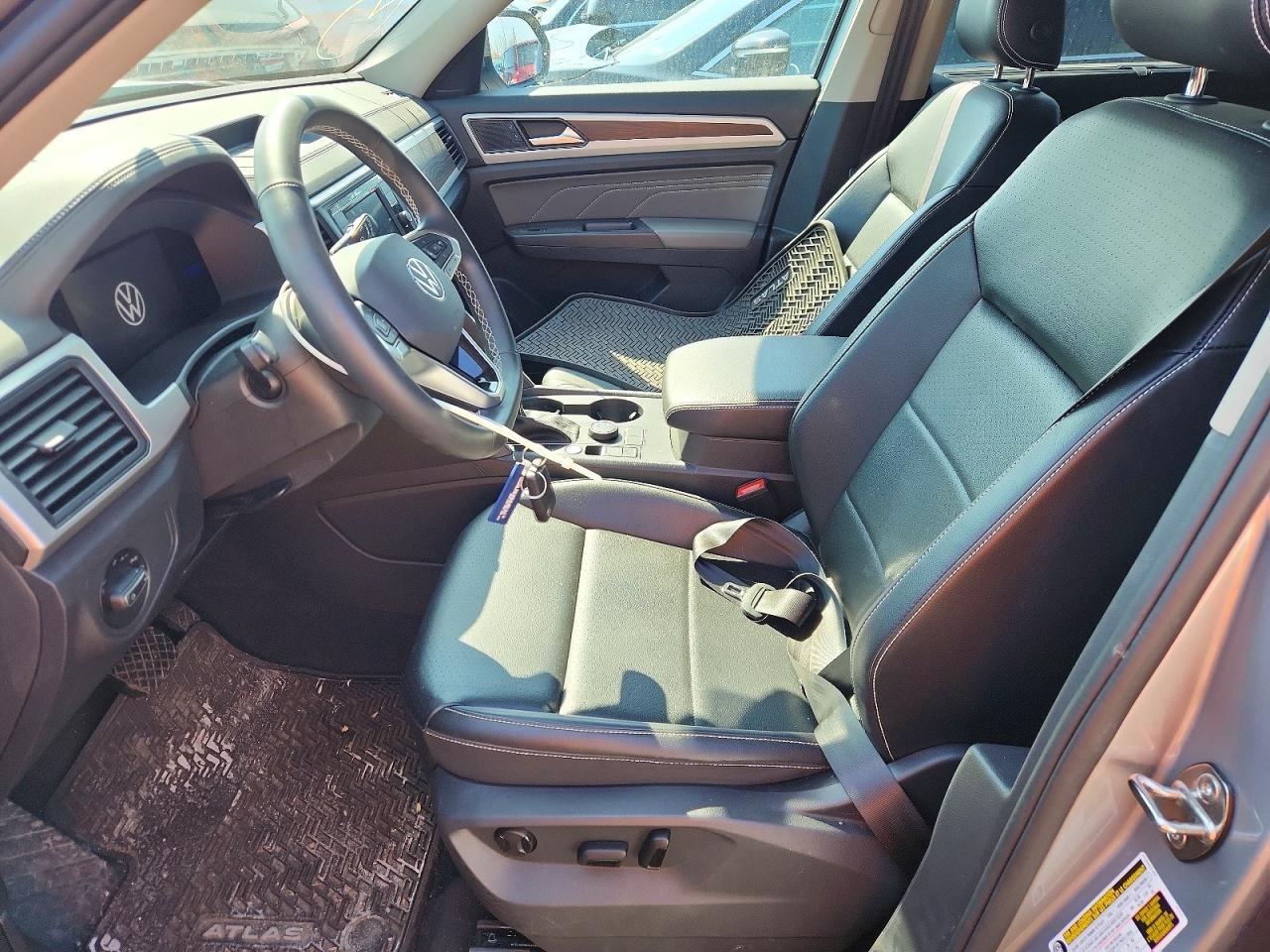 2022 Volkswagen Atlas Se - Image 7
