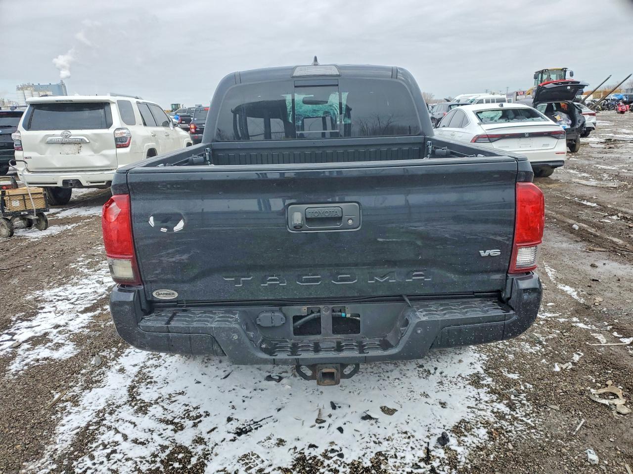 2019 Toyota Tacoma Trd Off-Road - Image 6