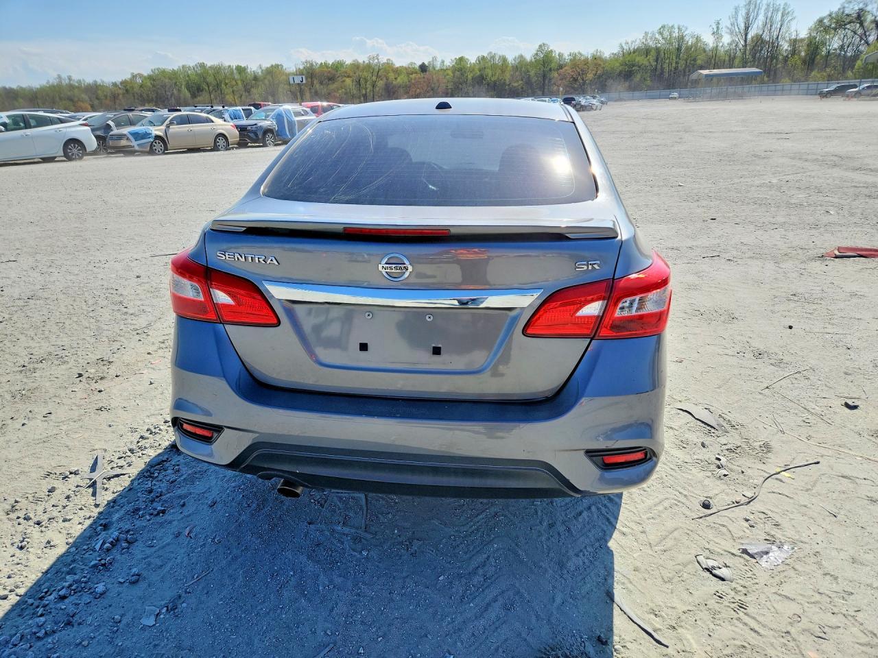 2019 Nissan Sentra Sr - Фото 6