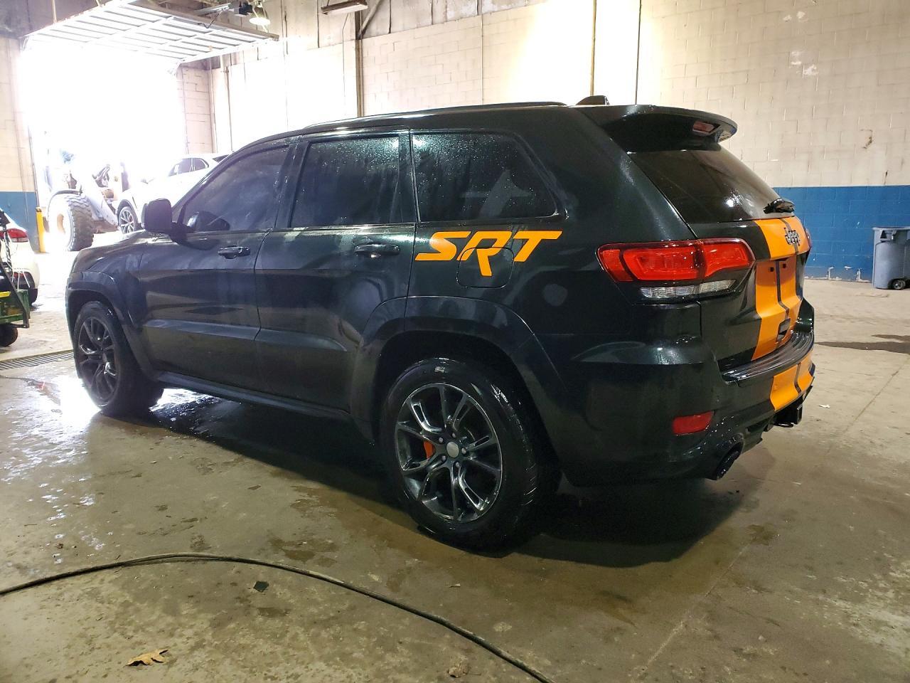 2016 Jeep Grand Cherokee Srt-8 - Фото 2