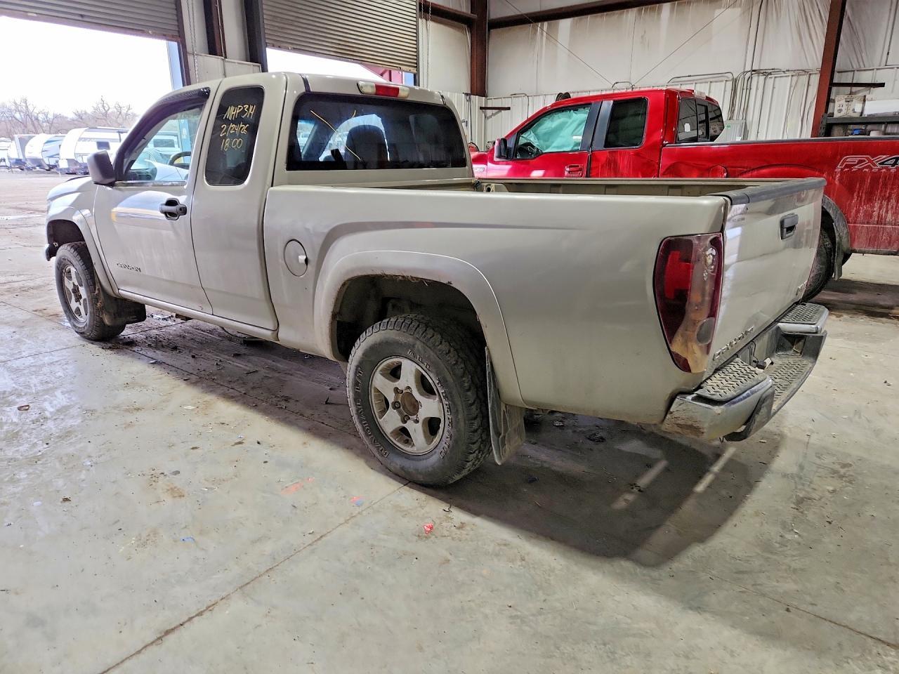2004 GMC Canyon - Image 2
