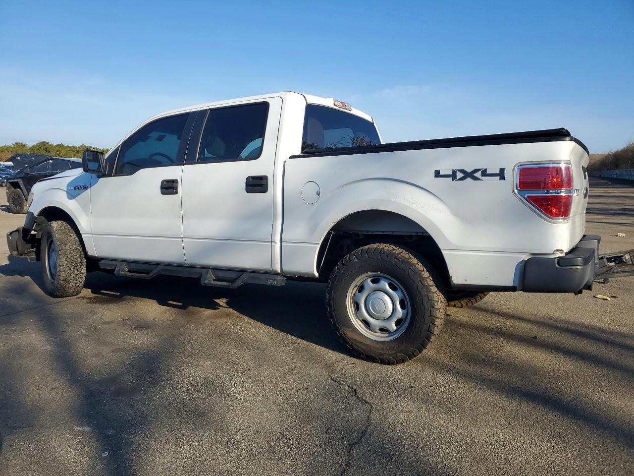 2013 Ford F150 Supercrew - Фото 2