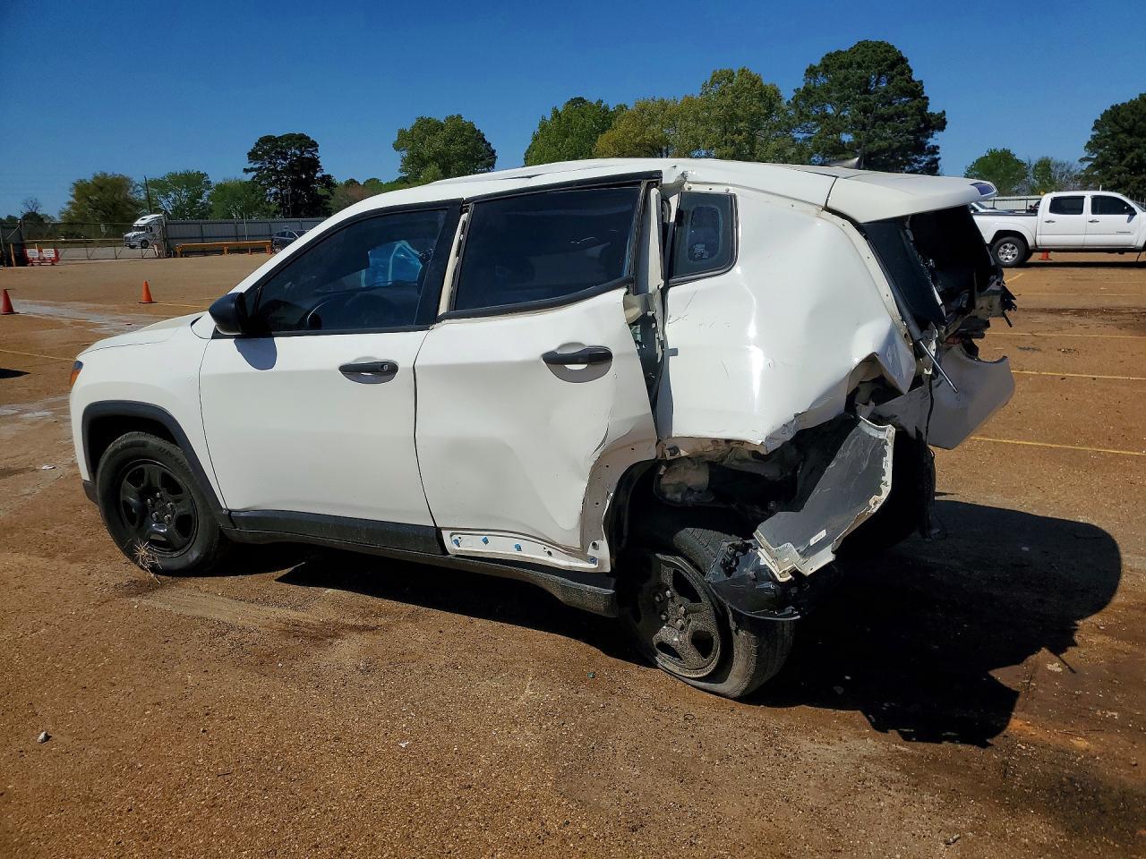 2019 Jeep Compass Sport - Фото 2