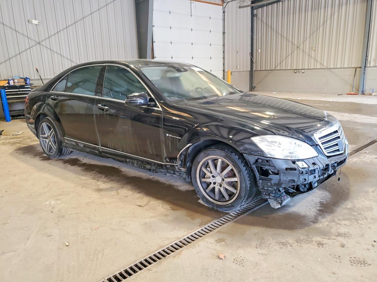 2013 Mercedes-Benz S 550 4Matic - Фото 4