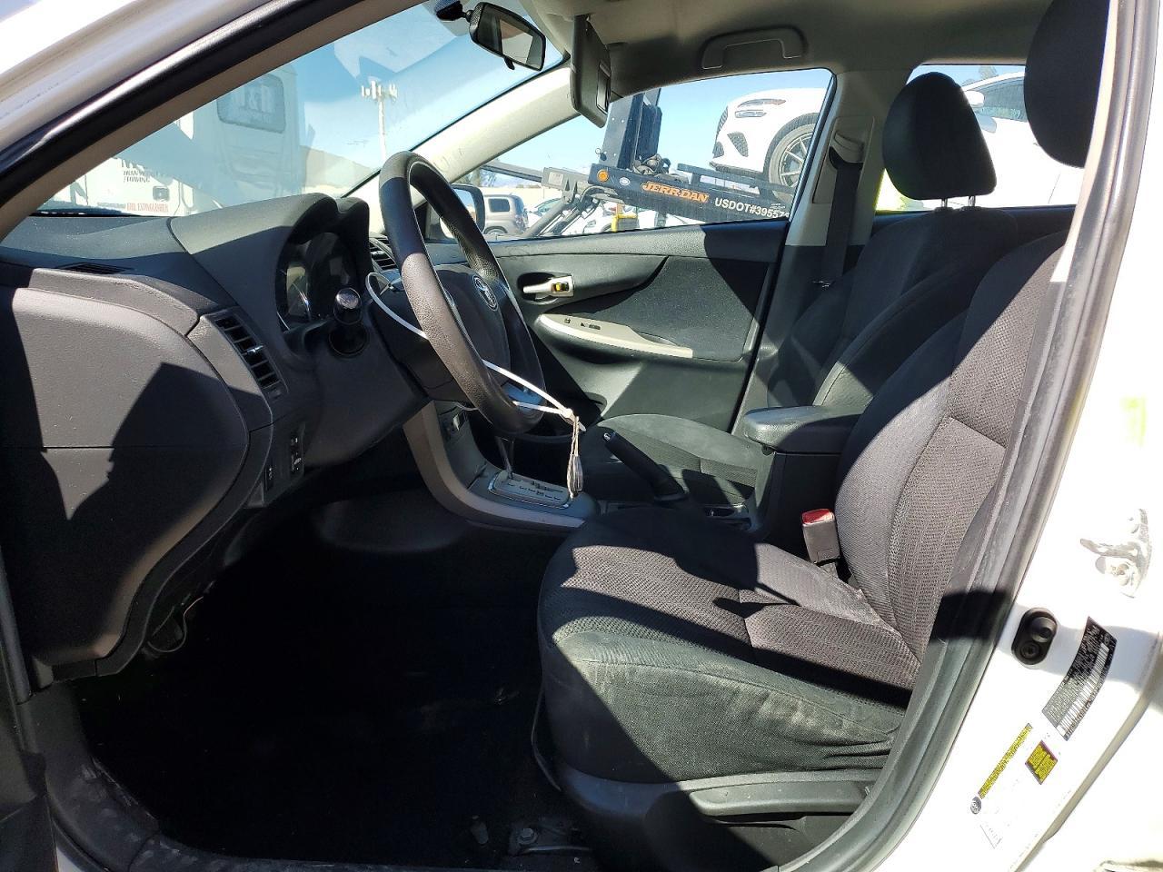 2011 Toyota Corolla - Фото 7