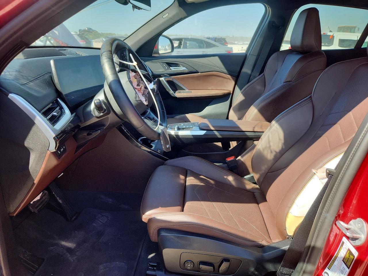 2025 BMW X2 xDrive28I - Image 7