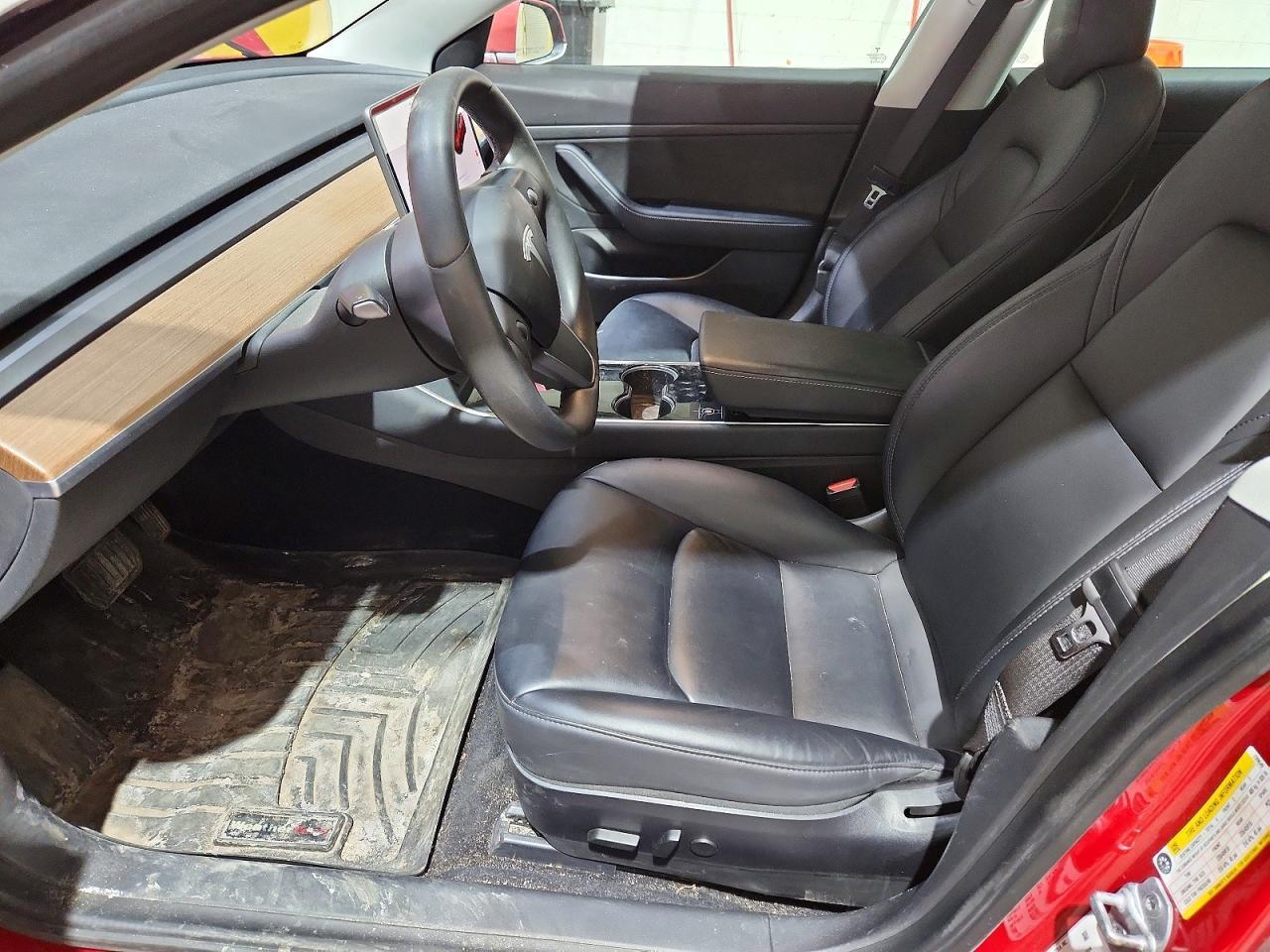2020 Tesla Model 3 - Фото 7