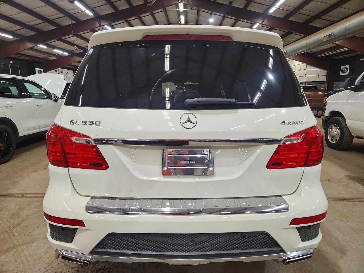 2013 Mercedes-Benz Gl 550 4Matic - Фото 6