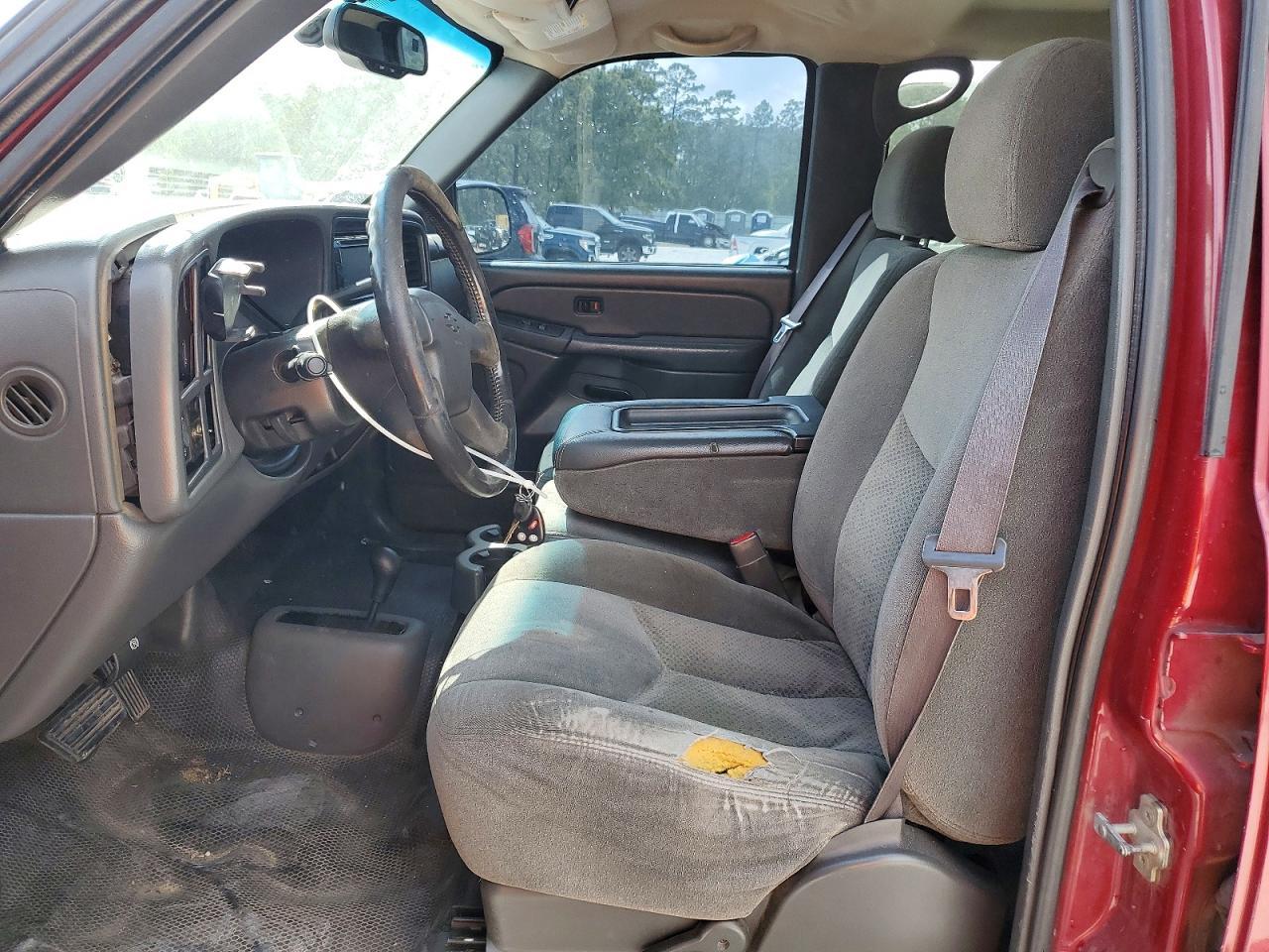 2004 Chevrolet Silverado K2500 Heavy Duty - Фото 7