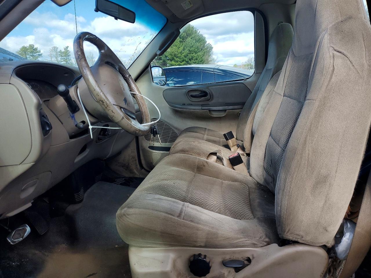 2002 Ford F150 - Image 7